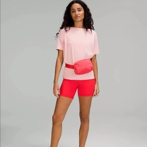 New Lululemon Everywhere Belt Bag - Pale Raspberry - Coral Pink -NWT